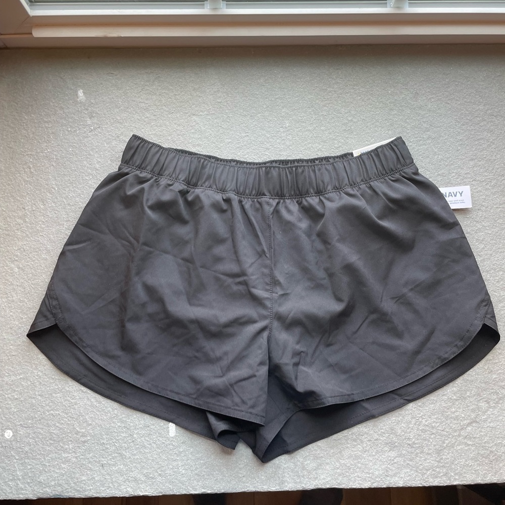 Old Navy - Dolphin-Hem Run Shorts